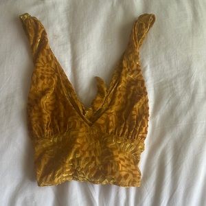 Urban outfitters brand new tag shirt